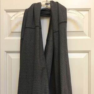 lululemon scarf